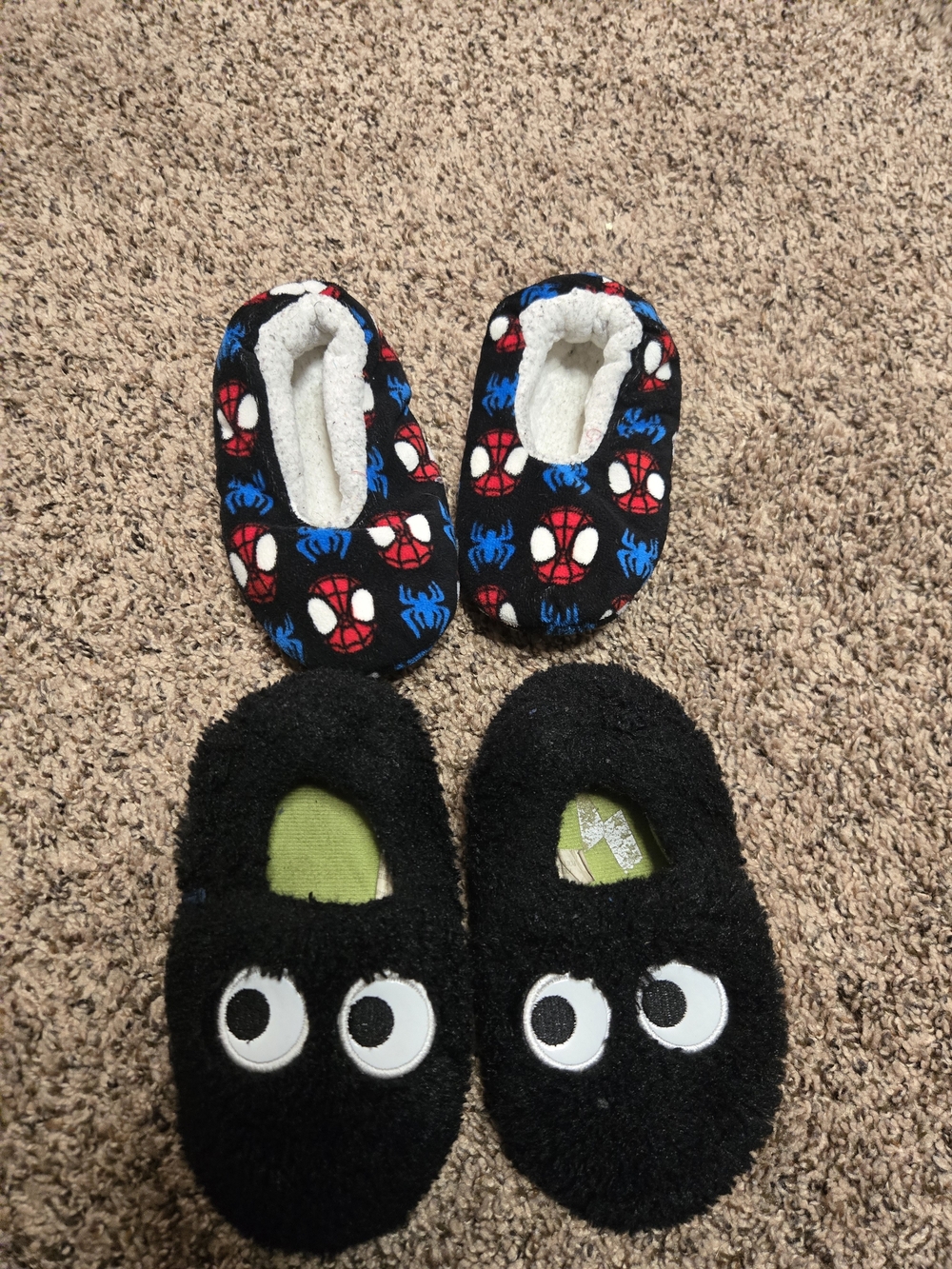 *Size 7/8* Bundle of 2* Kids House Slippers*